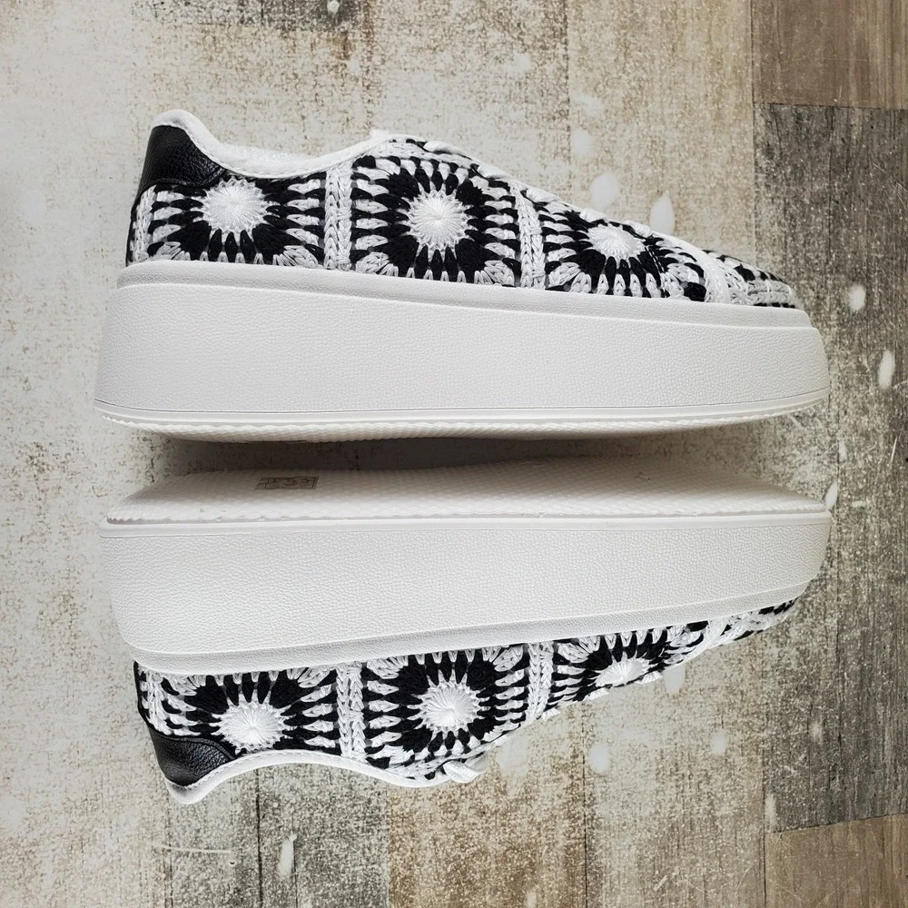 Dirty Laundry Recreation Womens Shoes Sz 6.5 Black White Multi Platform Sneakers
